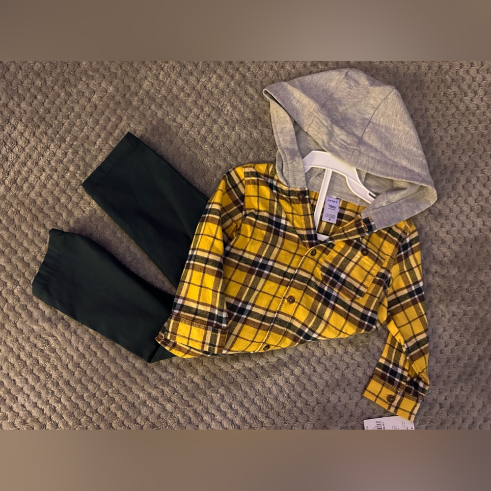 Carter’s 2 piece Outfit
